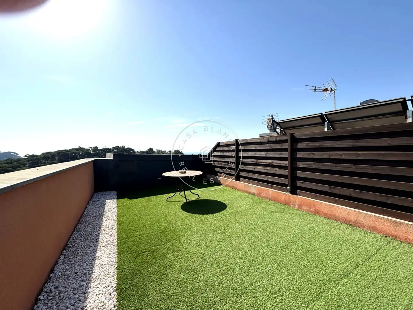 Terrasse von Dachboden zum Verkauf in Lloret de Mar mit Klimaanlage, Abstellraum und Gemeinschaftspool