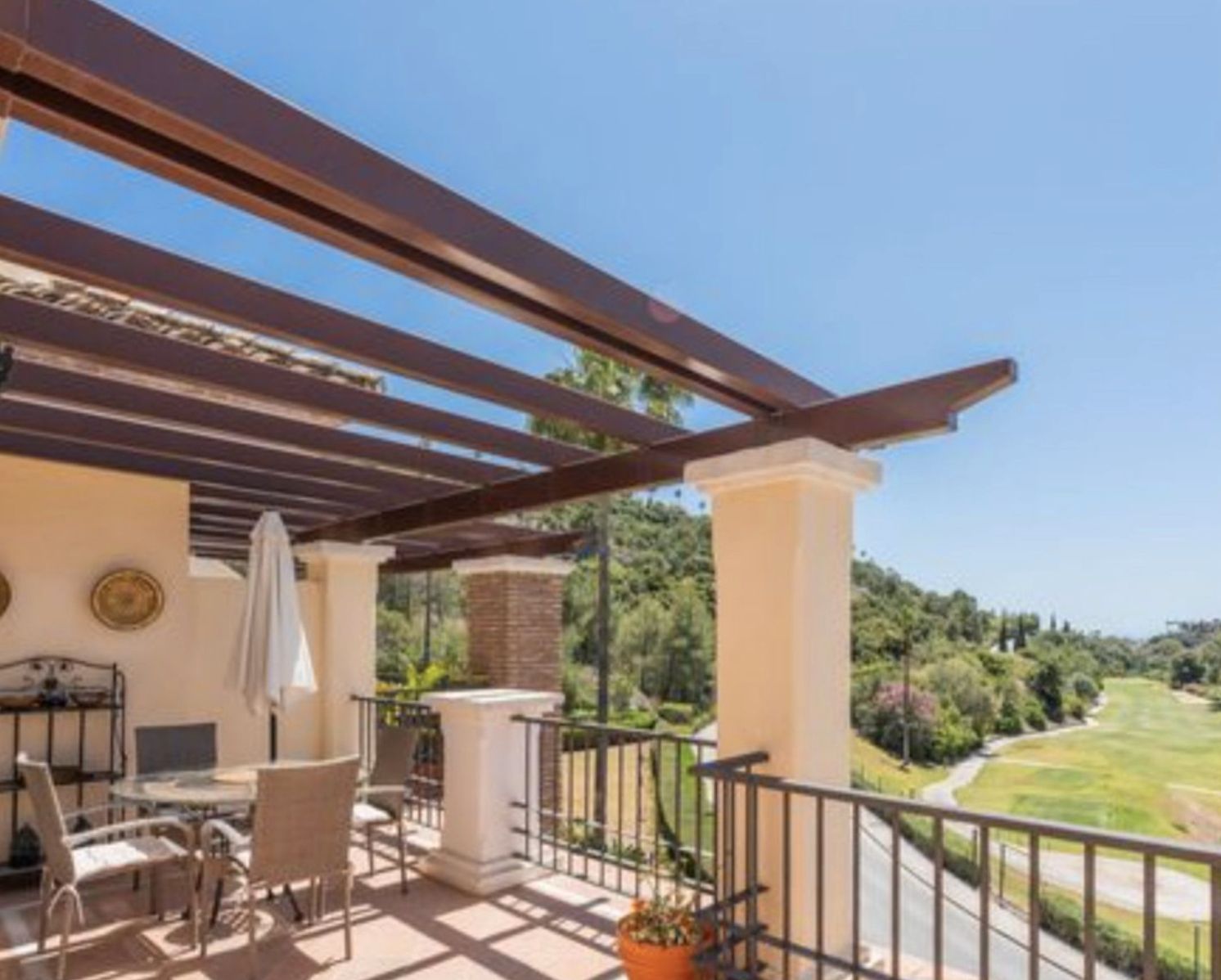 Terrassa de Dúplex de lloguer en Benahavís amb Aire condicionat, Calefacció i Terrassa