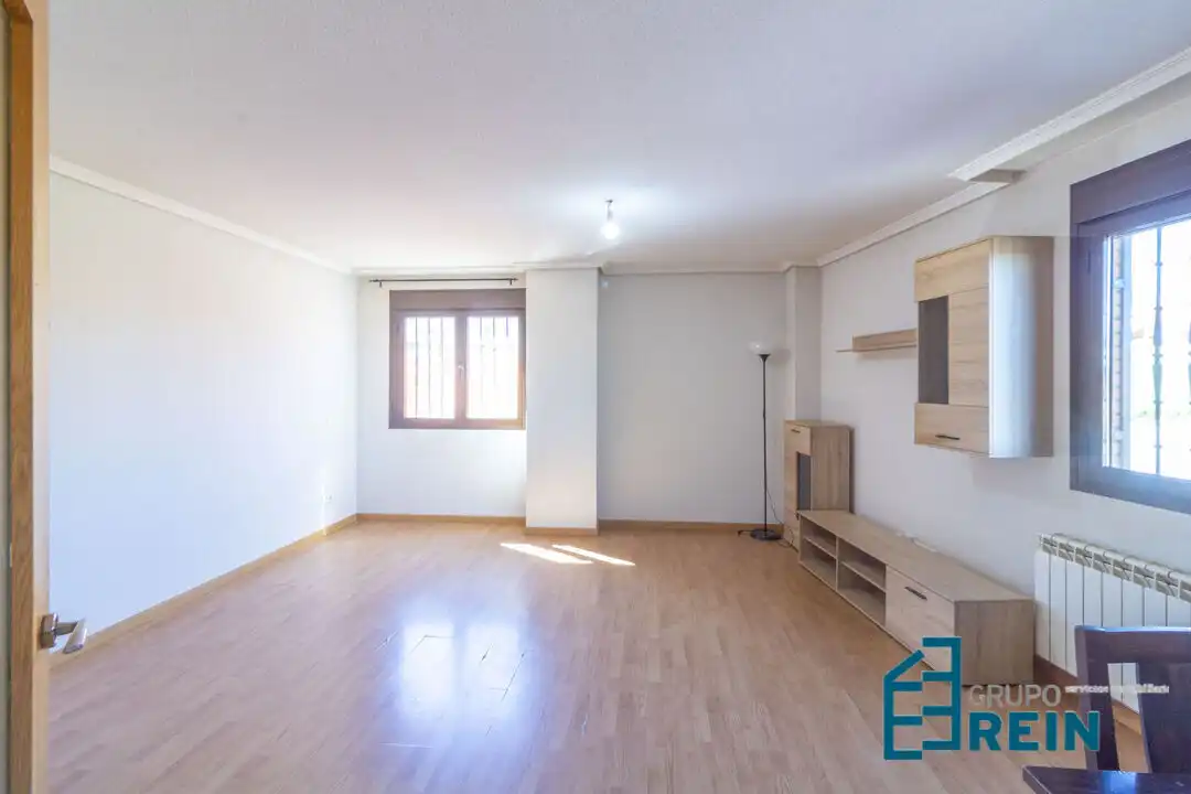 Sala de estar de Piso en venta en Recas con Calefacción