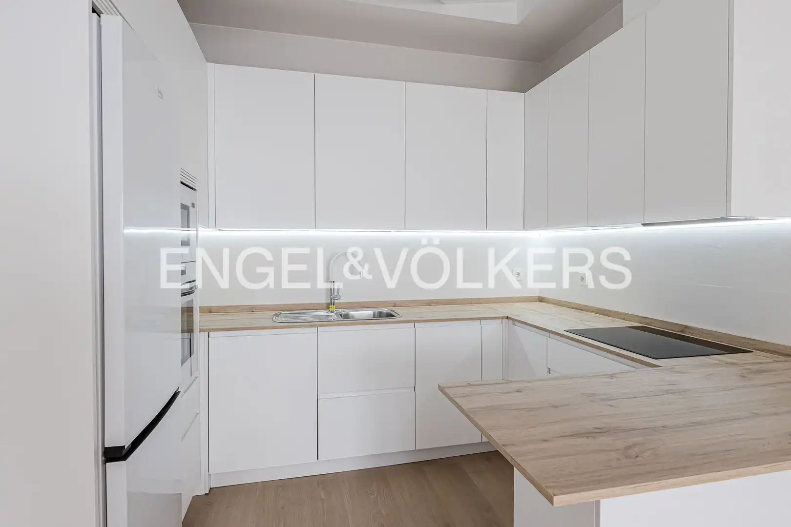 Kitchen of Attic for rent in Madrid  with Heating and Terrace