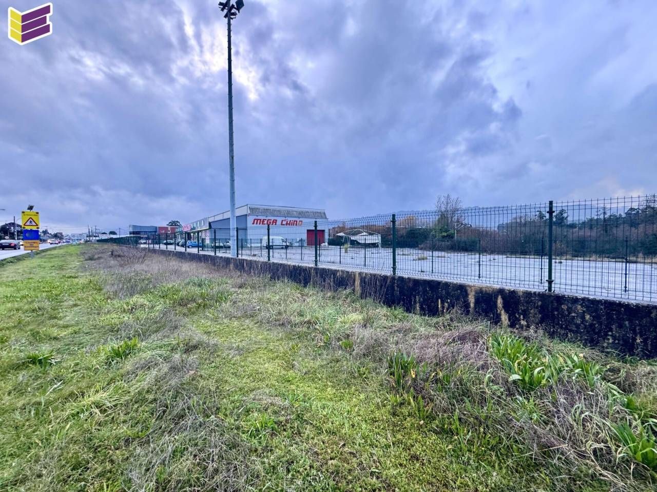 Terreny industrial de lloguer en Mos