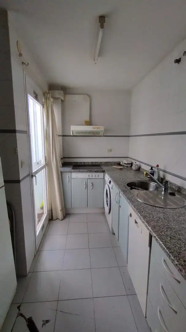 Cocina de Piso en venta en Mairena del Aljarafe con Amueblado y Lavadora