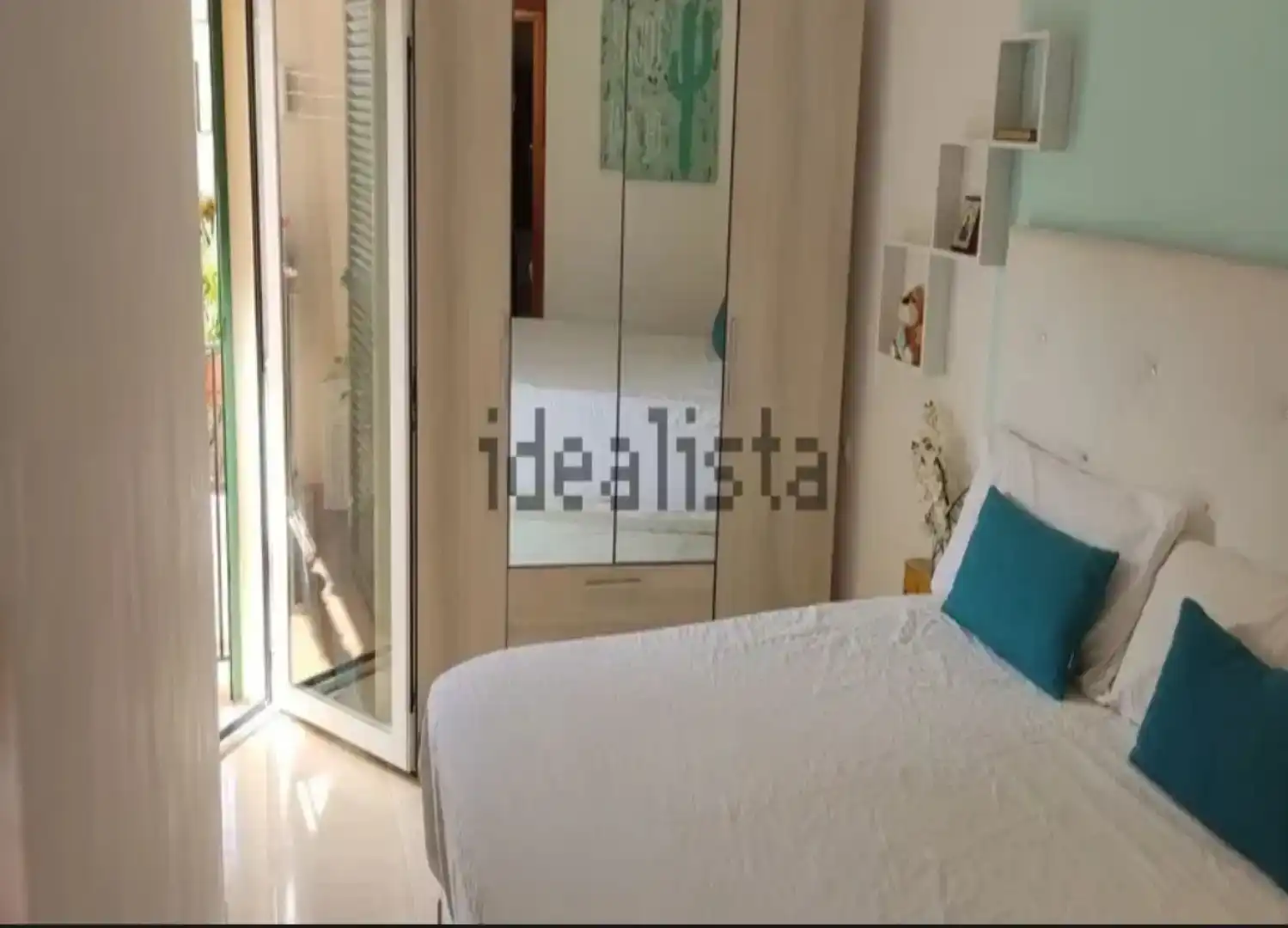 Habitación de Casa adosada en venta en Ponent