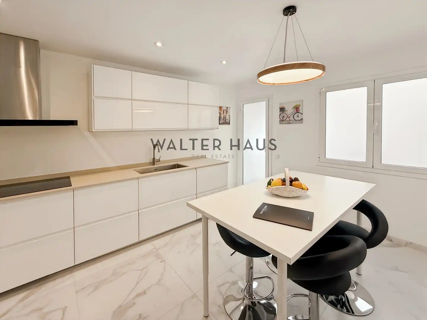 Cocina de Dúplex en venta en Barcelona con Aire acondicionado y Amueblado