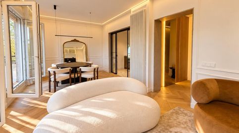 VIVIENDA DE LUJO CON DISEÑO EXCLUSIVO Y BALCONES EN LISTA, imatge 3