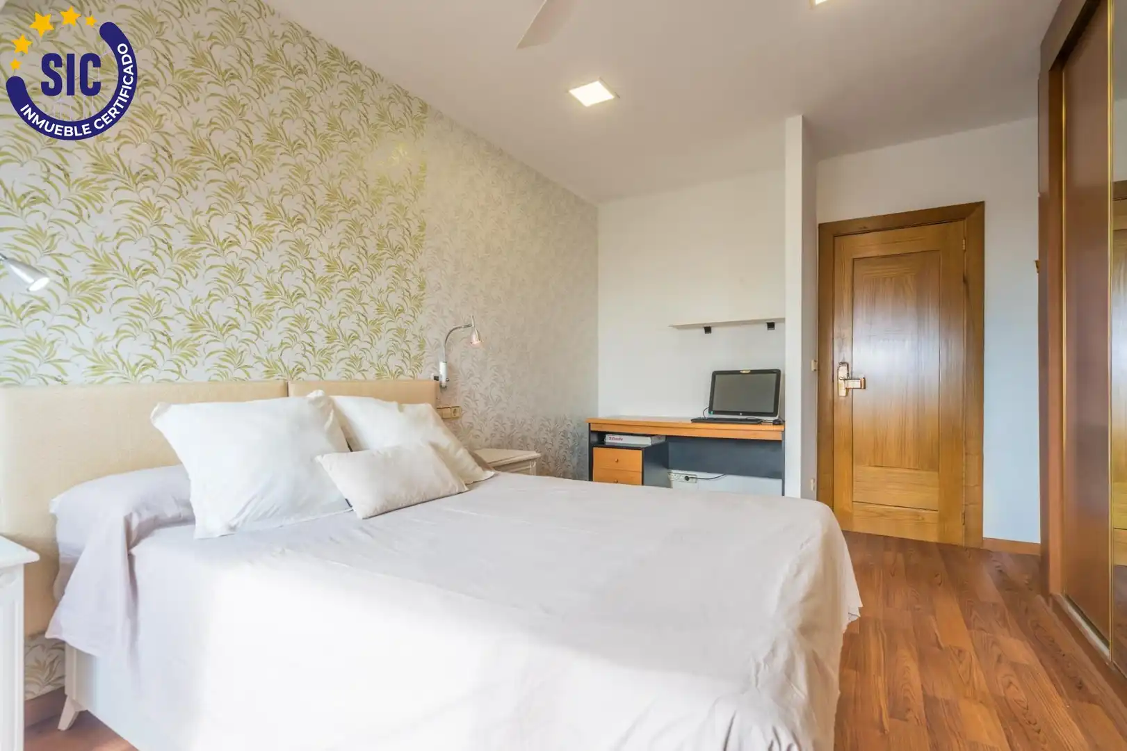 Habitación de Piso en venta en Valencia con Aire acondicionado, Calefacción y Parquet