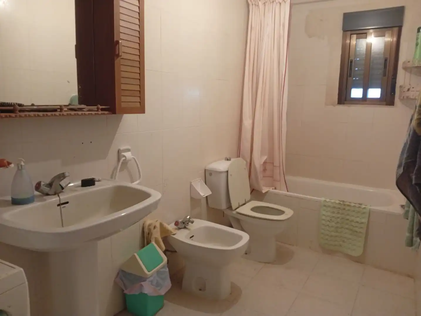 Bathroom of Land for sale in Losar de la Vera