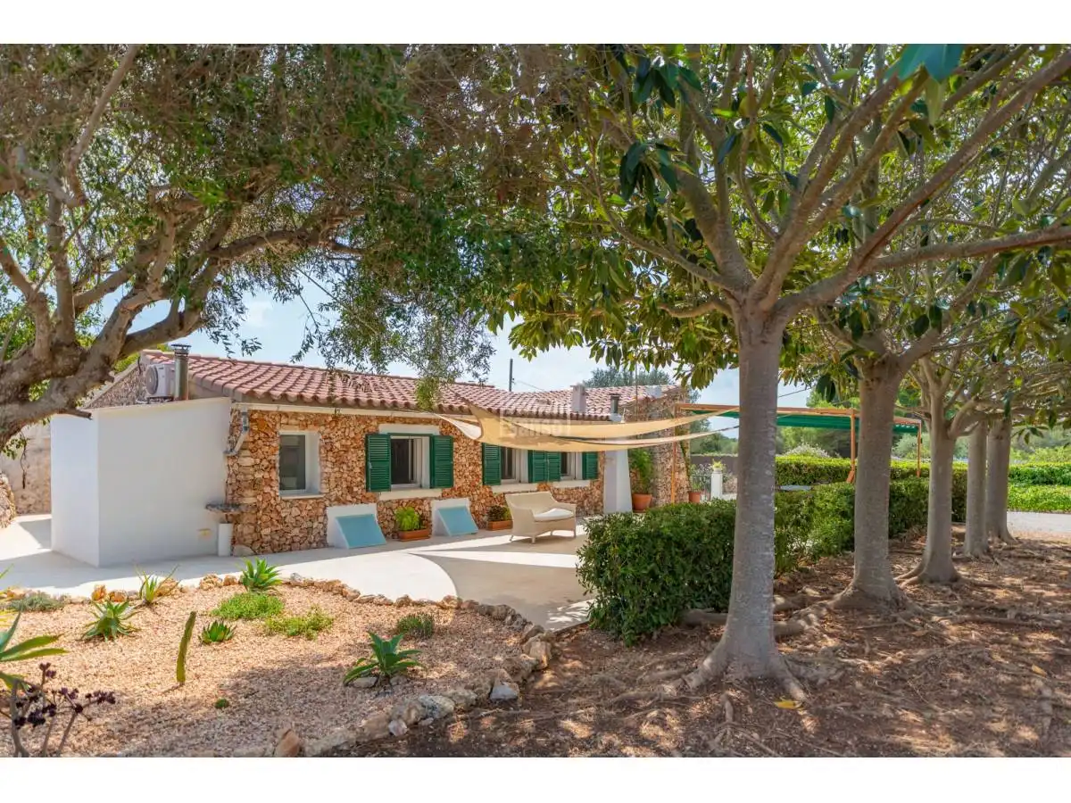 Jardí de Finca rústica en venda en Sant Lluís amb Calefacció, Jardí privat i Terrassa