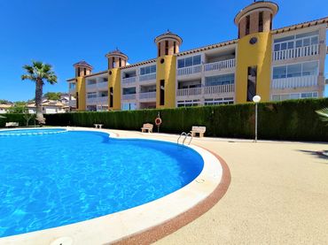 Penthouse mit Balkon zum Verkauf in Orihuela Costa
