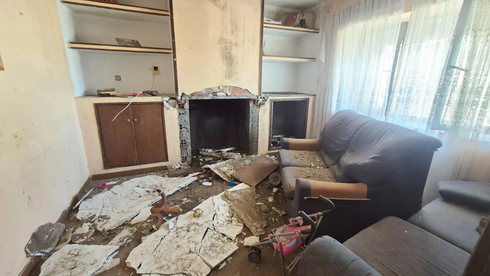 Sala d'estar de Casa o xalet en venda en Villaseco de los Gamitos