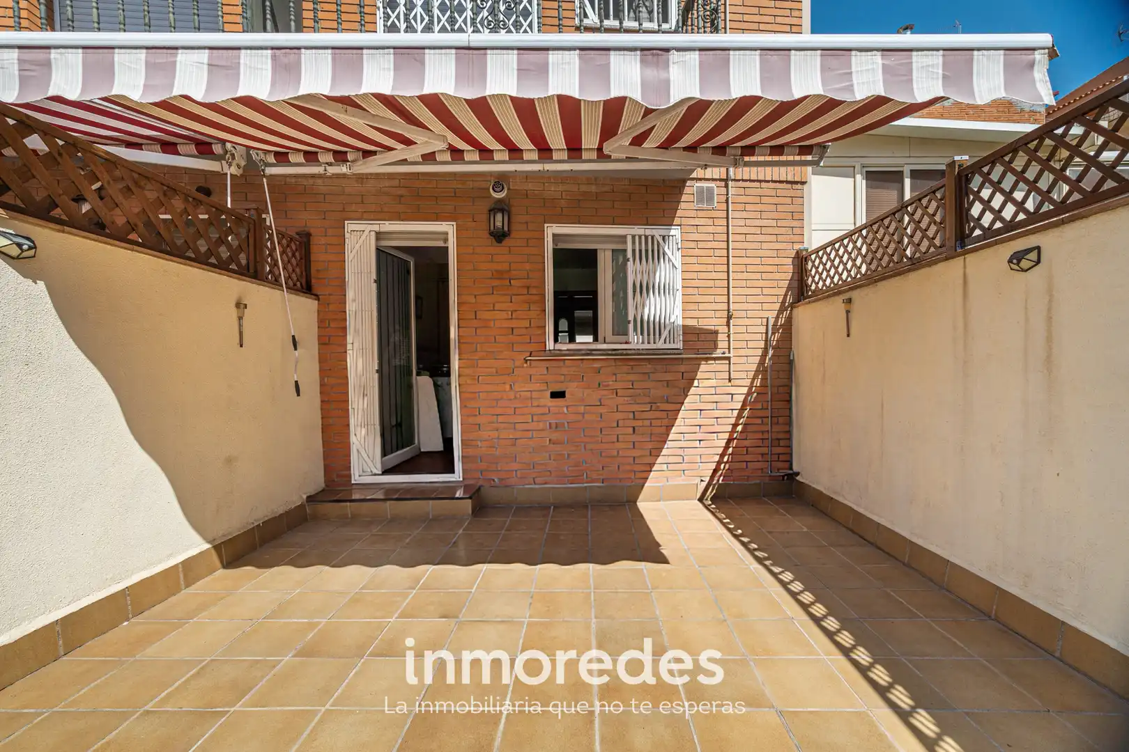 Vista exterior de Casa o chalet en venta en Badalona con Aire acondicionado, Calefacción y Trastero