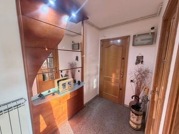 Appartamento con balcone in vendita a Avenida Josep Tarradellas