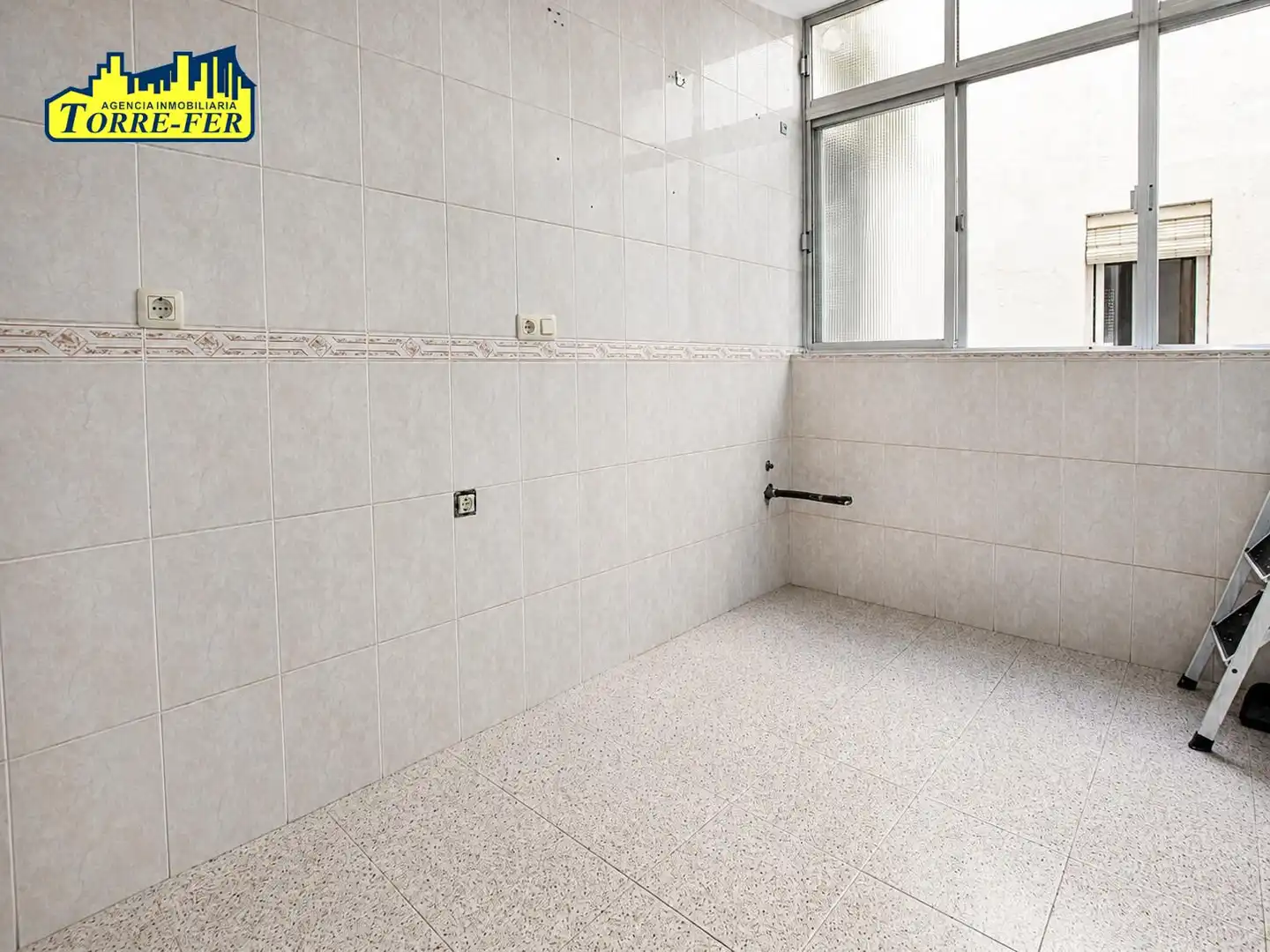 Bany de Pis en venda en Almería