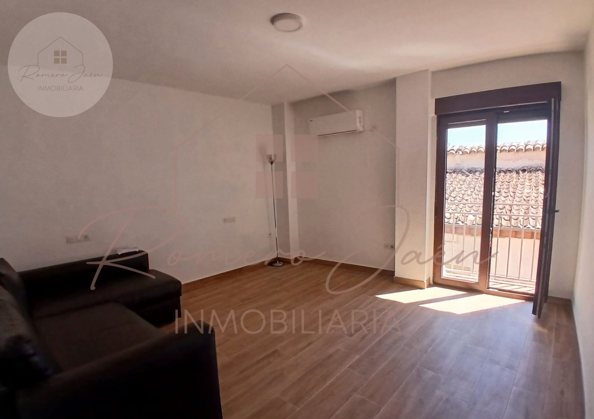 Living room of Flat to rent in  Jaén Capital  with Air Conditioner, Furnished and Oven
