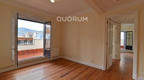 Photo 4 of Flat to rent in Plaza San José, Ensanche - Moyua - Diputación, Bizkaia