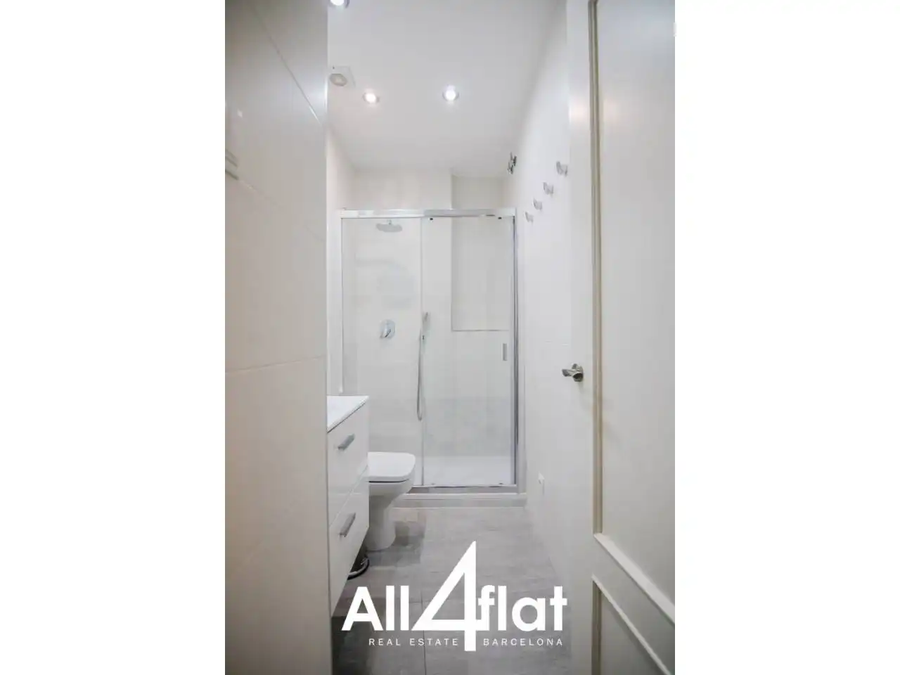 Flat with terrace for sale in Calle Nou de la Rambla, imagen 20