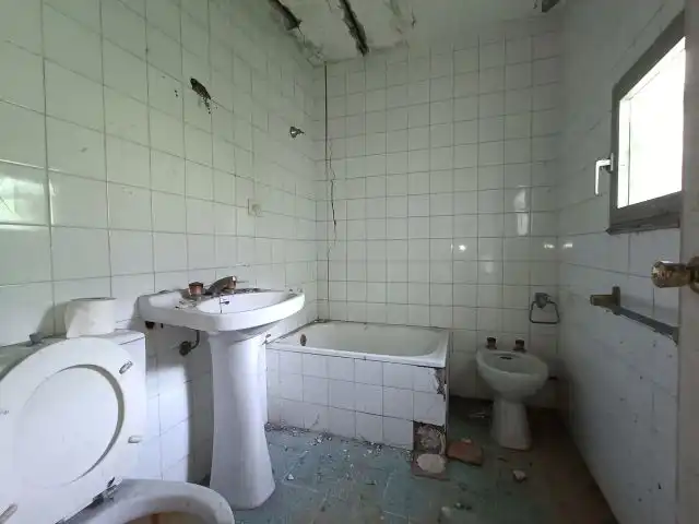 Baño de Casa adosada en venta en Vigo  con Jardín privado