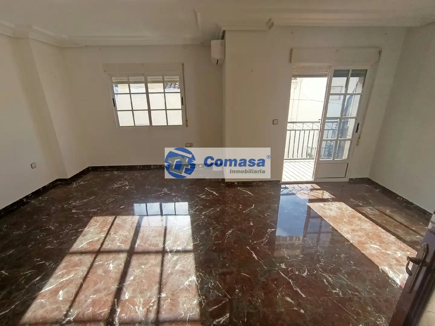 Piso con jardín en venta en Martos, imagen 3