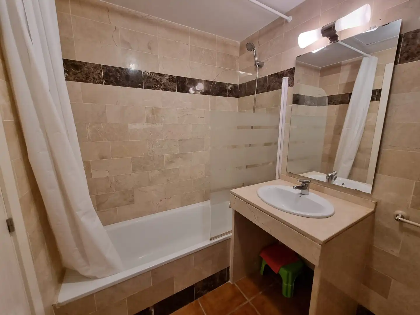 Flat for rent in Calle Chopo, El Paraíso