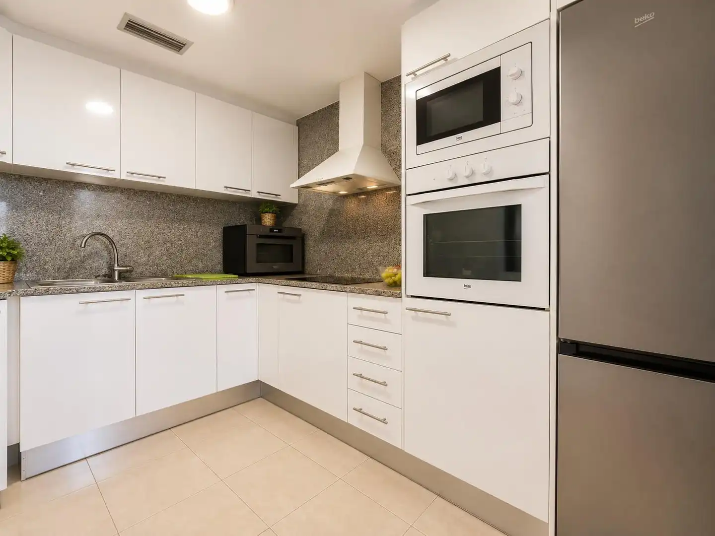 Kitchen of Duplexes for sale in L'Escala