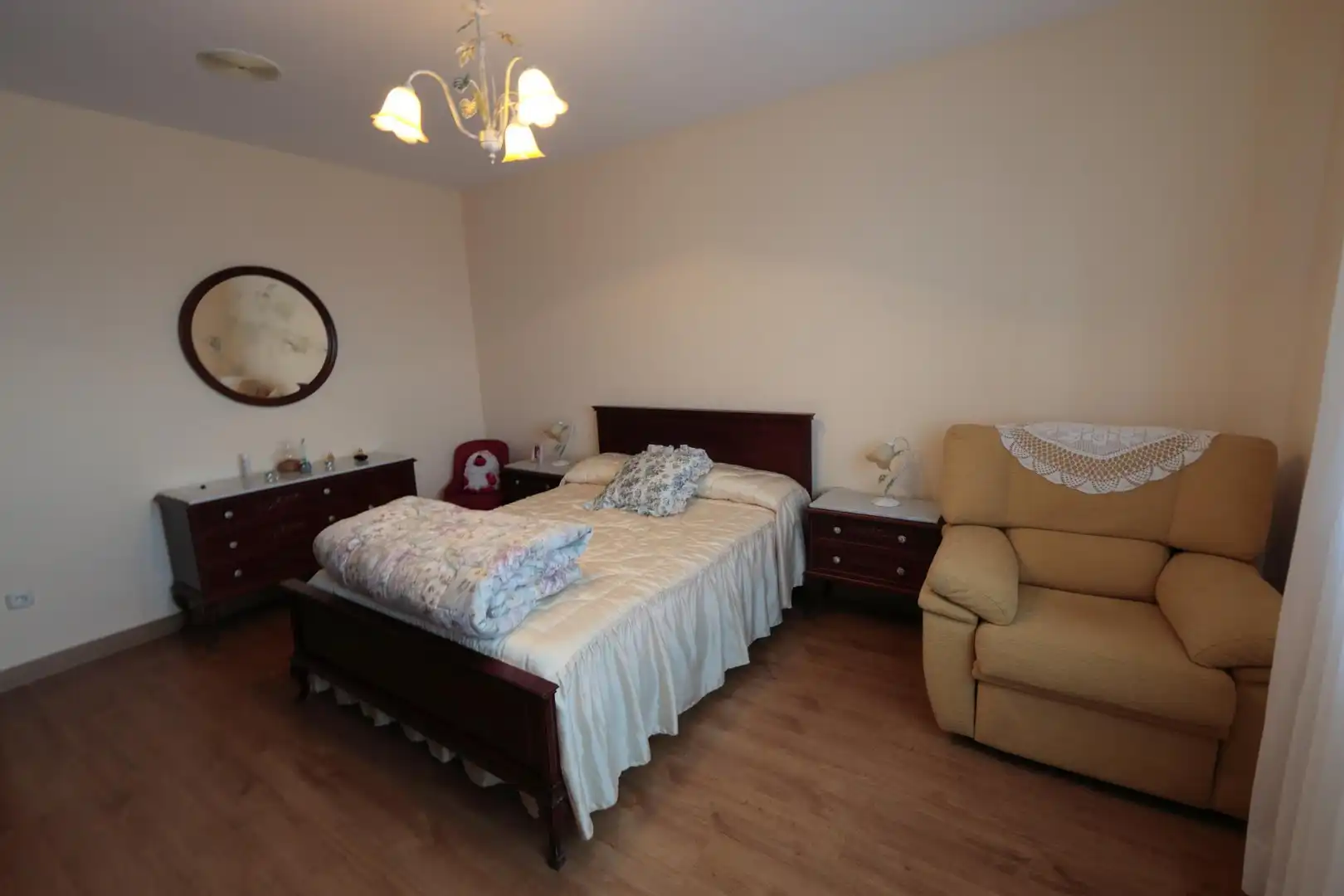 Habitación de Finca rústica en venta en Castropodame con Calefacción y Piscina