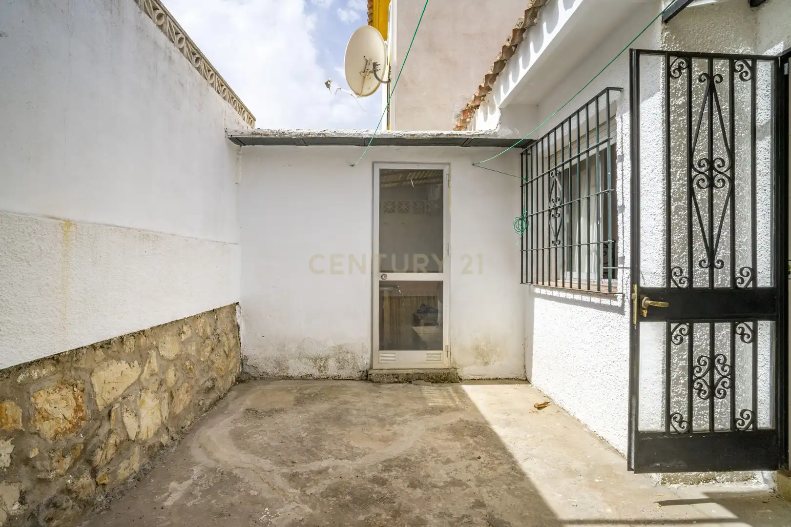 Vista exterior de Casa o chalet en venta en Marbella con Trastero y Horno