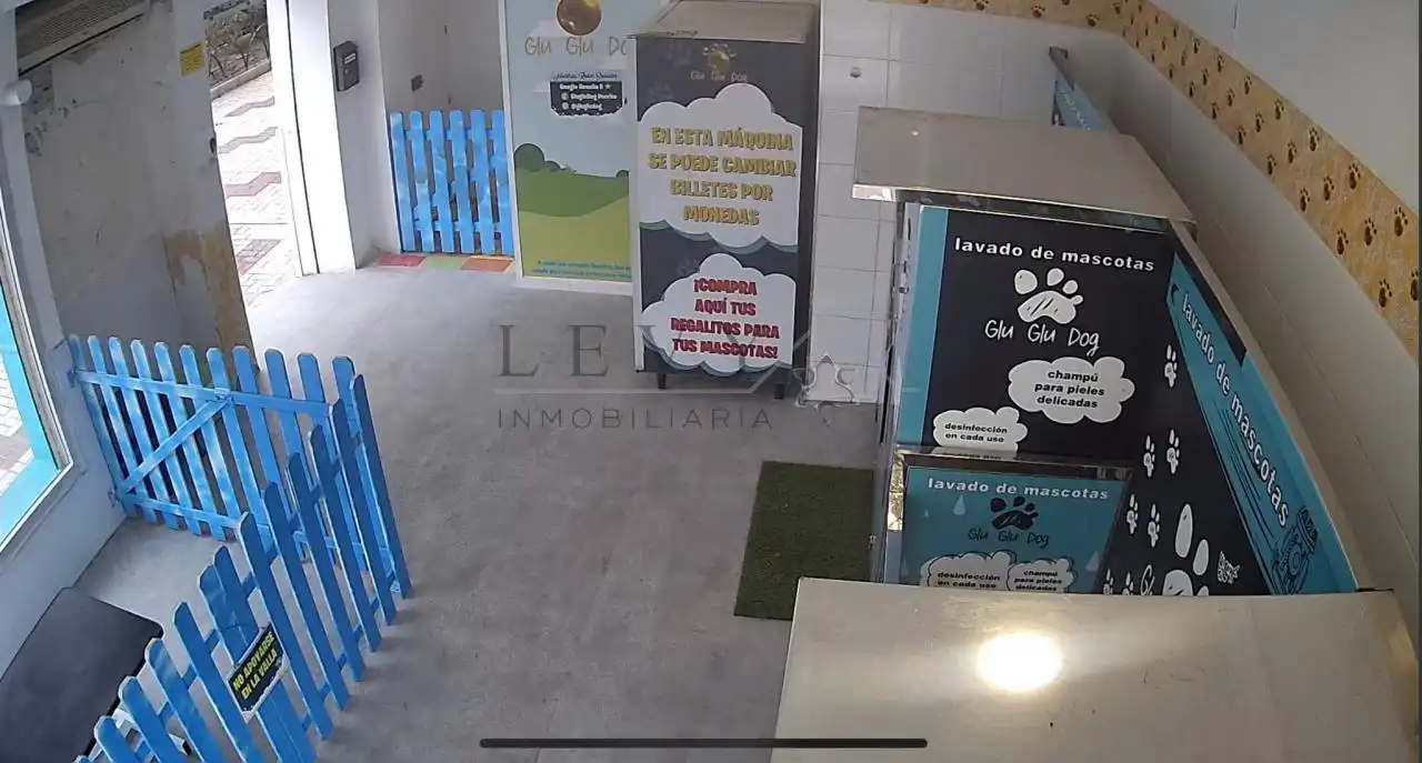 Local en venda en Málaga amb Moblat