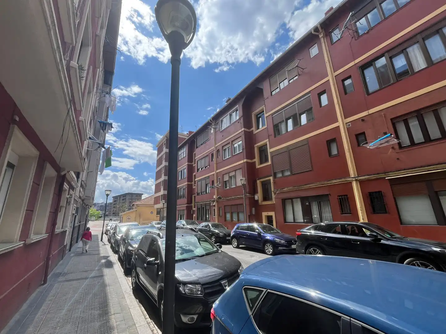 Vista exterior de Pis en venda en Bilbao  amb Calefacció, Moblat i Forn