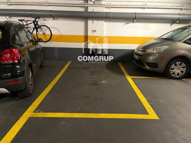 Garaje en Alquiler en Dreta de l'Eixample