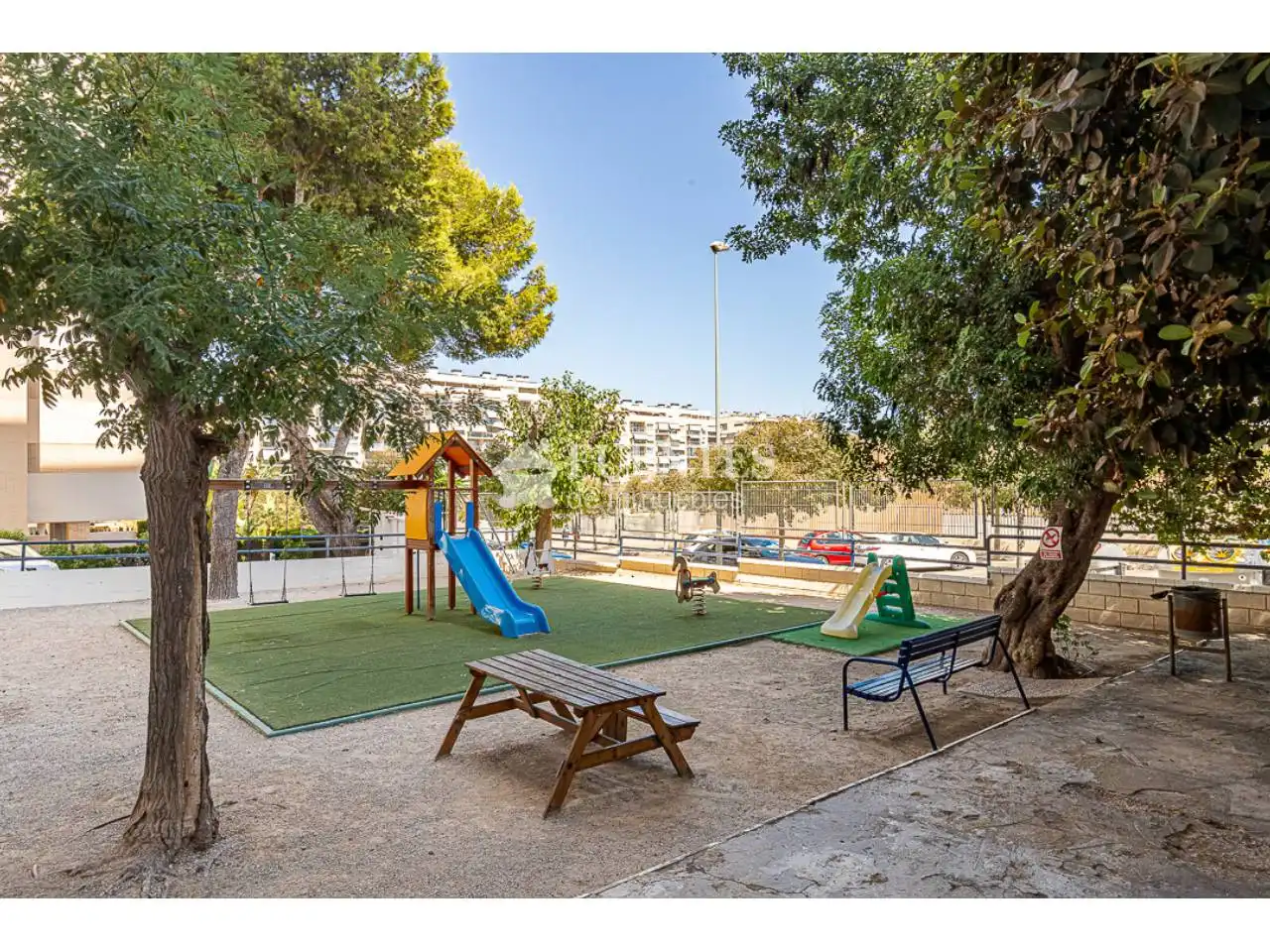 Terrace of Flat for sale in Alicante / Alacant  with Furnished, Balcony and Alarm