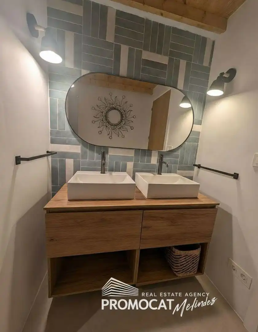 Bathroom of Houses for sale in Molins de Rei  with Air Conditioner, Private garden and Terrace
