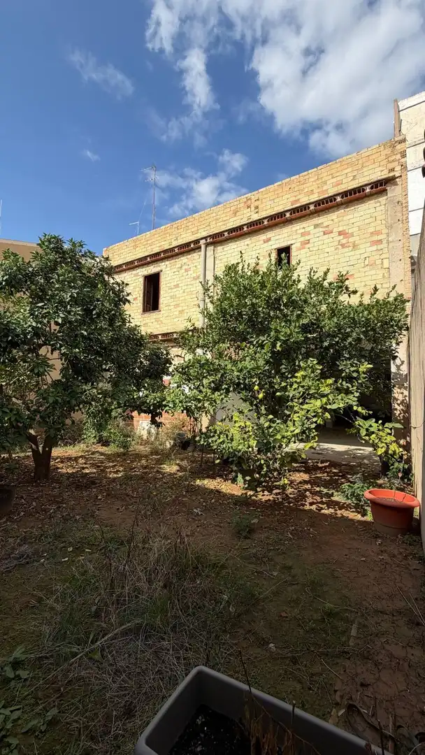 Exterior view of Buildings for sale in Alfafar, Valencia