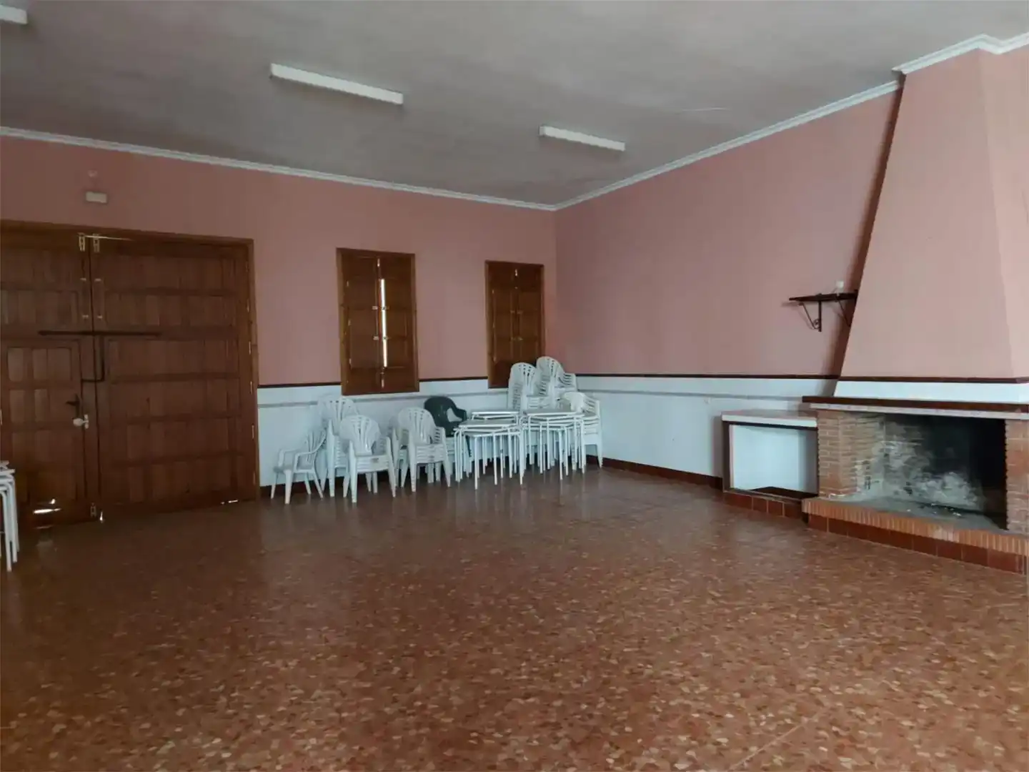 Comedor de Nave industrial en venta en Higuera de la Sierra