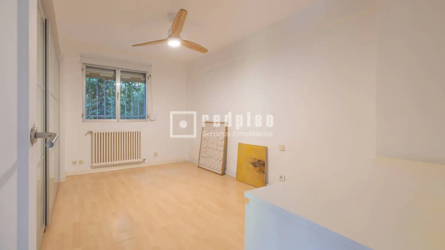 Schlafzimmer von Wohnung zum Verkauf in Madrid mit Heizung, Privatgarten und Abstellraum