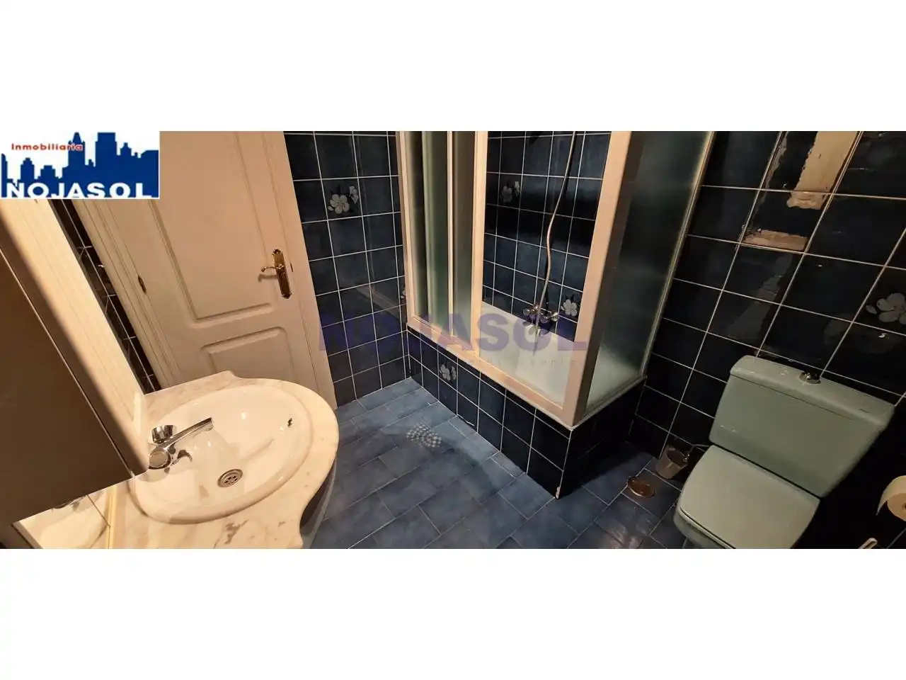 Baño de Piso de alquiler en Noja con Terraza y Amueblado