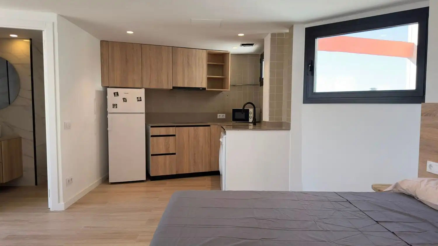Kitchen of Flat for rent in Barcelona  with Air Conditioner and Terrace