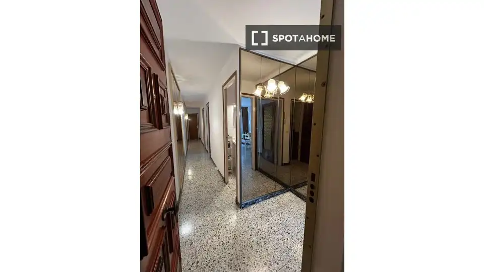 Apartamento para compartir en Centre