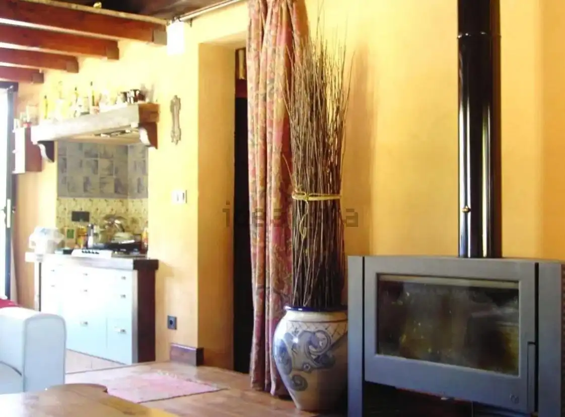 Casa o chalet en venta en Calera de León con Jardín privado, Terraza y Amueblado