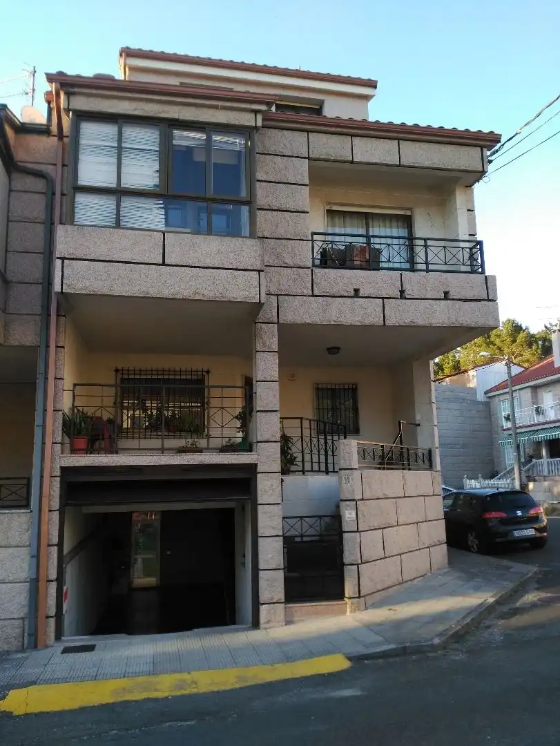 Casa adosada en venda a Rúa de Boborás, 11, O Carballiño