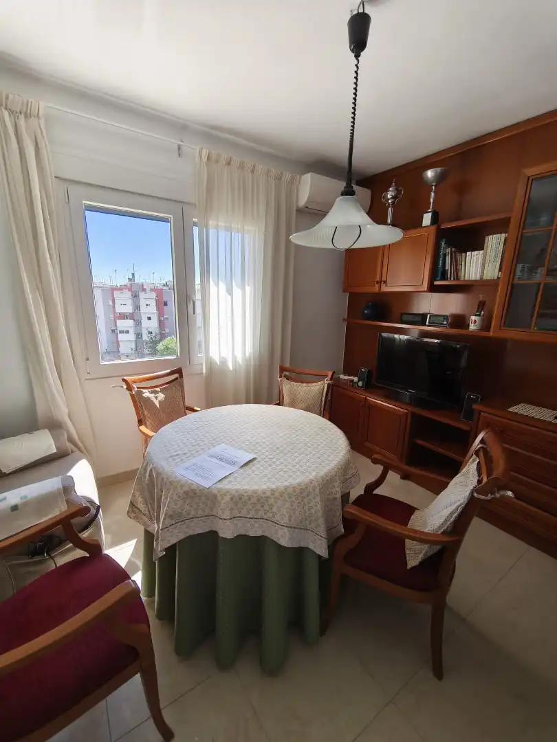 Esszimmer von Wohnung zur Miete in Sevilla mit Klimaanlage, Heizung und Terrasse