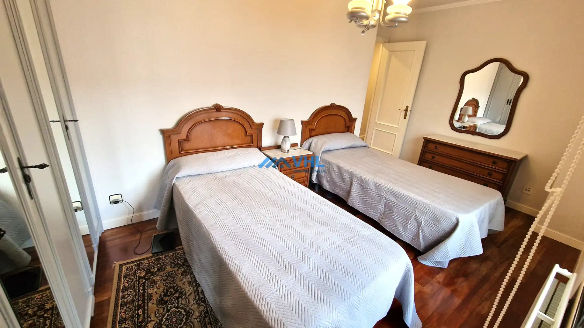 Habitación de Piso de alquiler en Castro-Urdiales con Calefacción, Terraza y Amueblado
