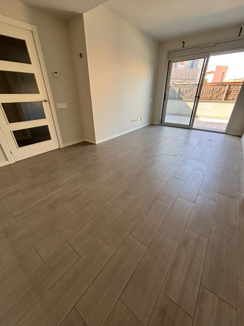 Living room of Flat to rent in Sabadell  with Heating and Terrace