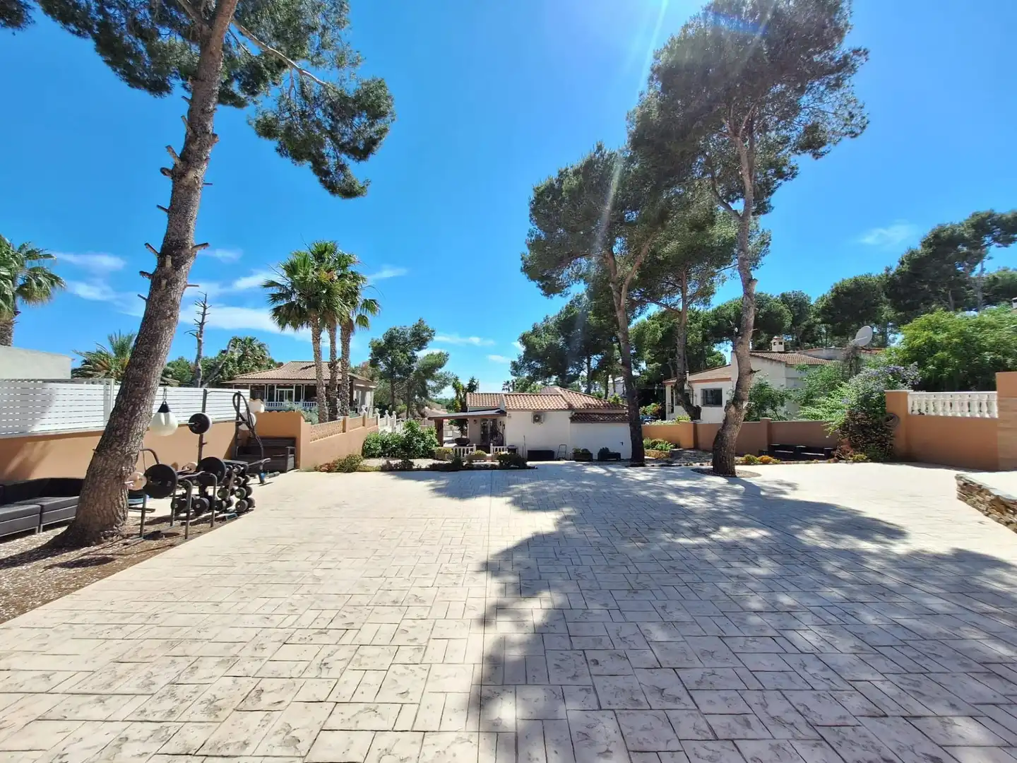 Vista exterior de Casa o xalet en venda en Pilar de la Horadada amb Piscina