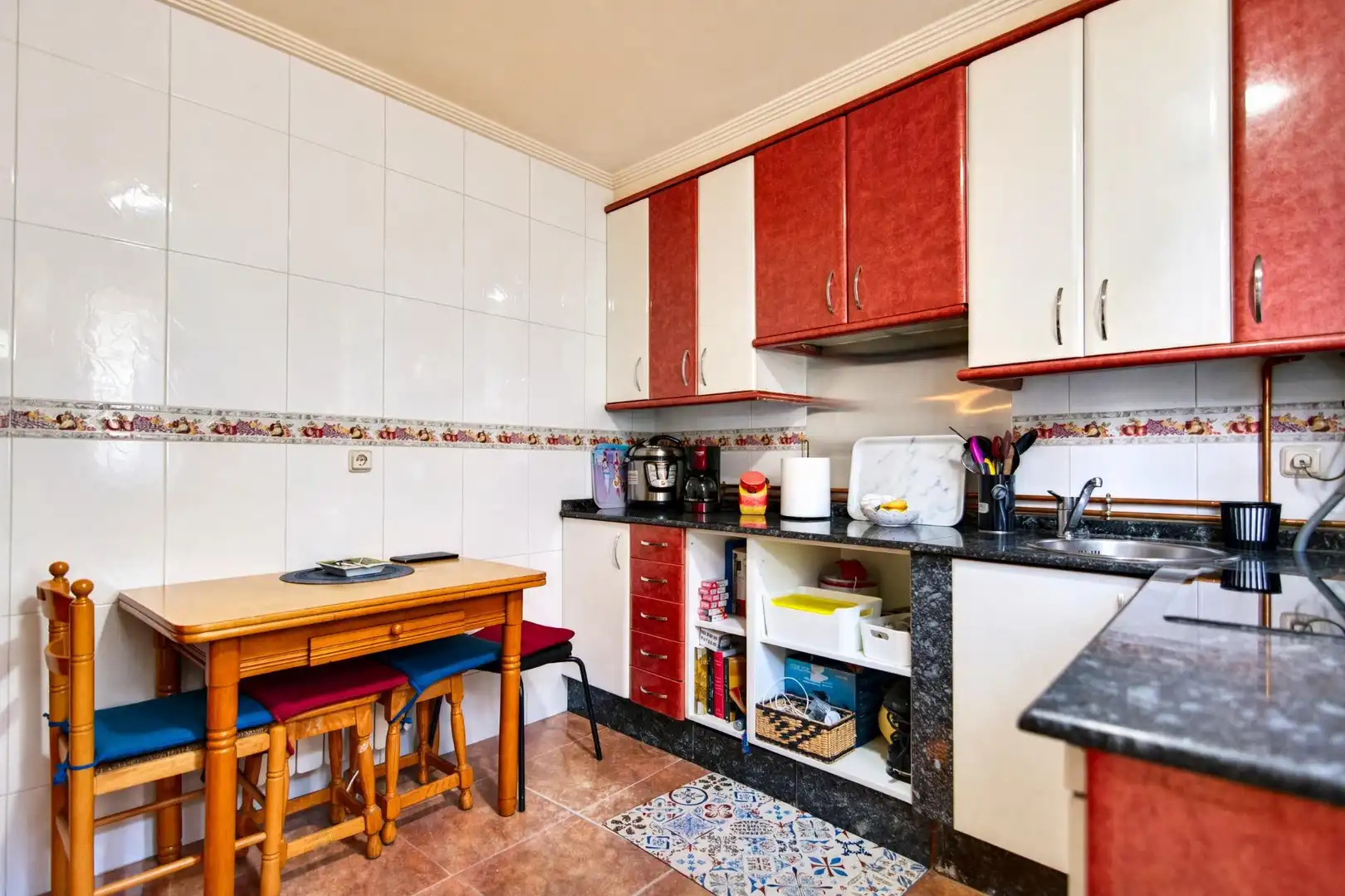 Küche von Wohnung zum Verkauf in Aller, Asturias