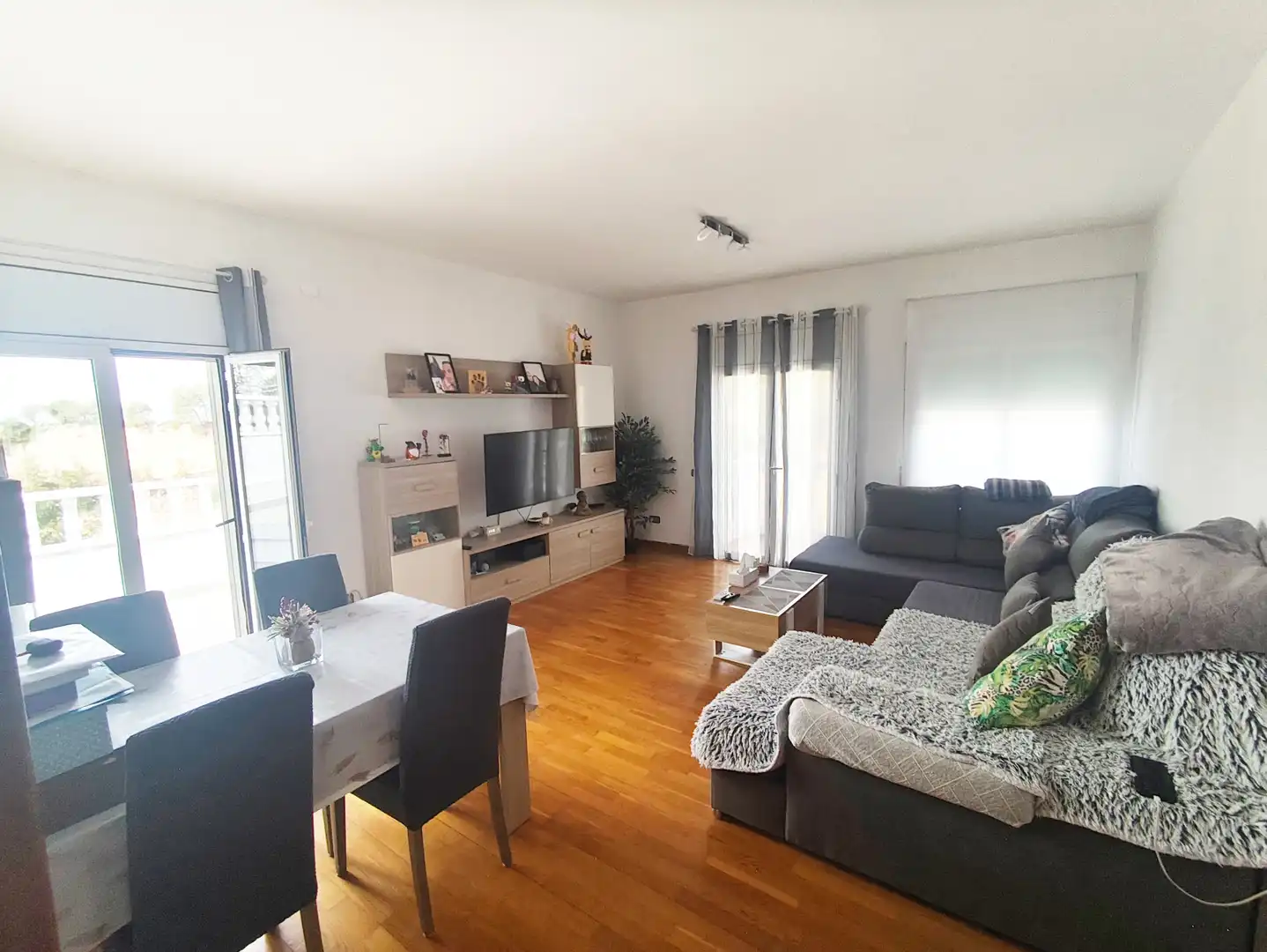 Sala d'estar de Casa o xalet en venda en Abrera amb Aire condicionat, Calefacció i Parquet