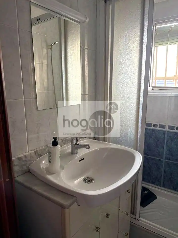 Flat to rent in San Pablo - Santa Justa, imagen 16