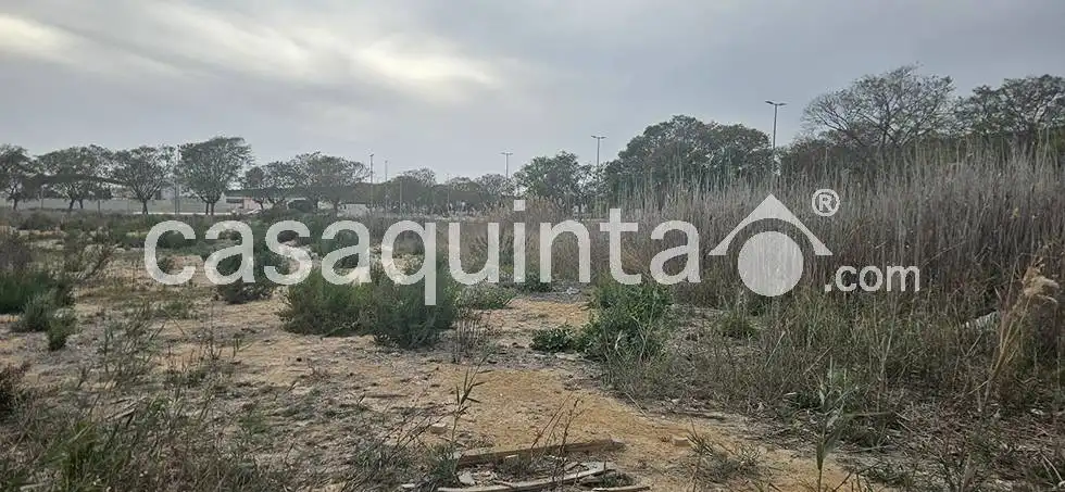 Grundstücke und Bauplätze zum Verkauf in C. Castellón