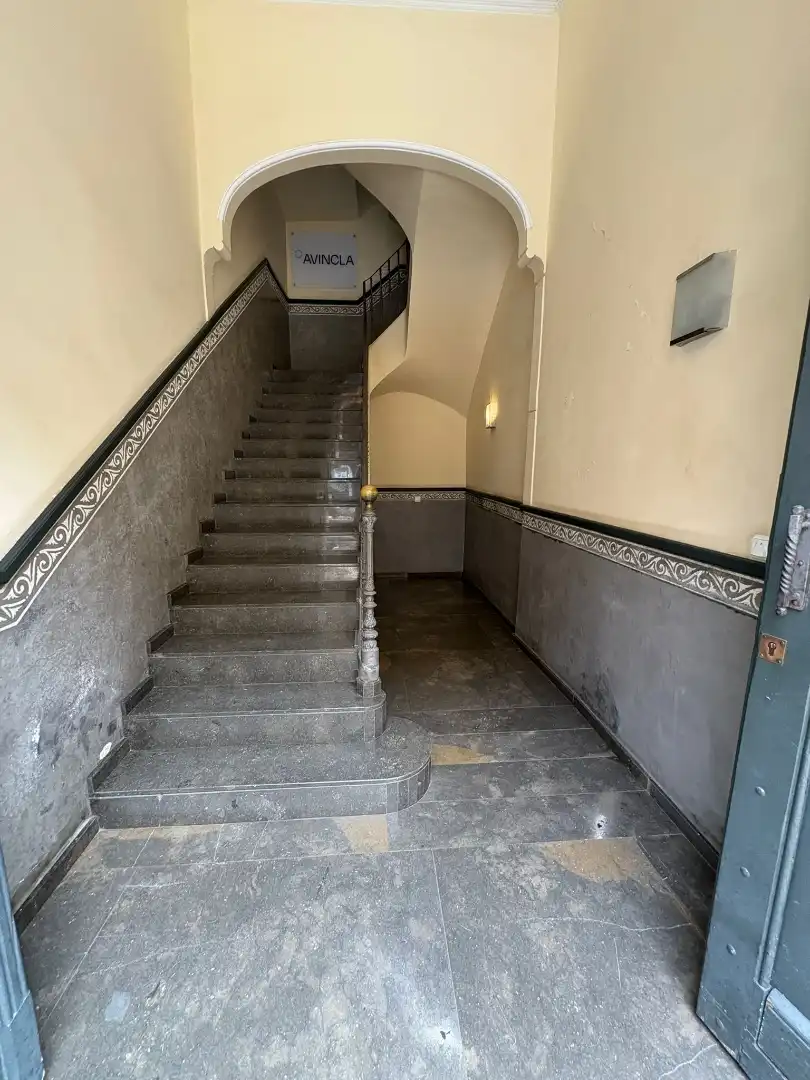Oficina de alquiler en Avinguda de Sant Francesc, 4, Centre - Barri Vell