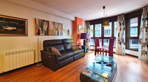 Foto 2 de Pis en venda a Calle Jovellanos, Barrio del Centro, Gijón