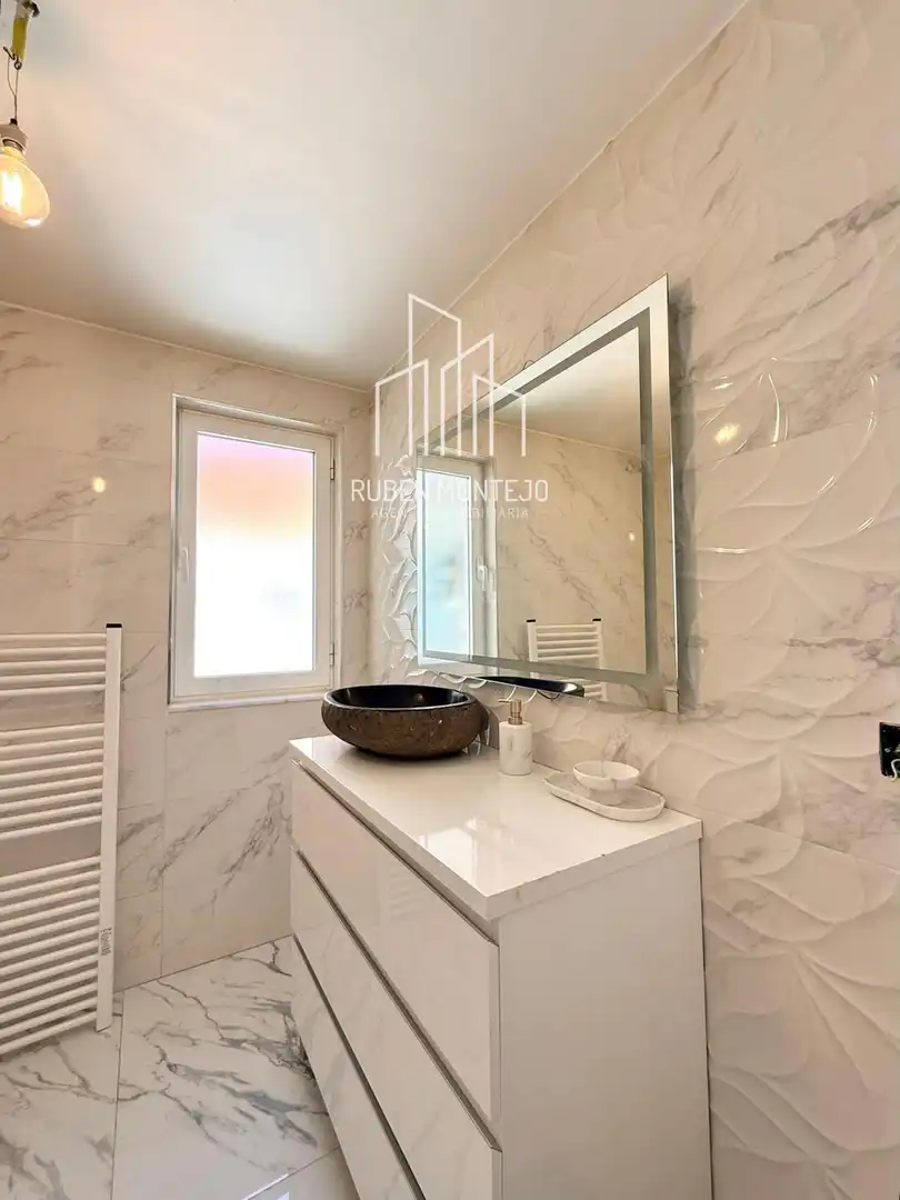 Baño de Piso en venta en Terradillos con Calefacción, Terraza y Amueblado